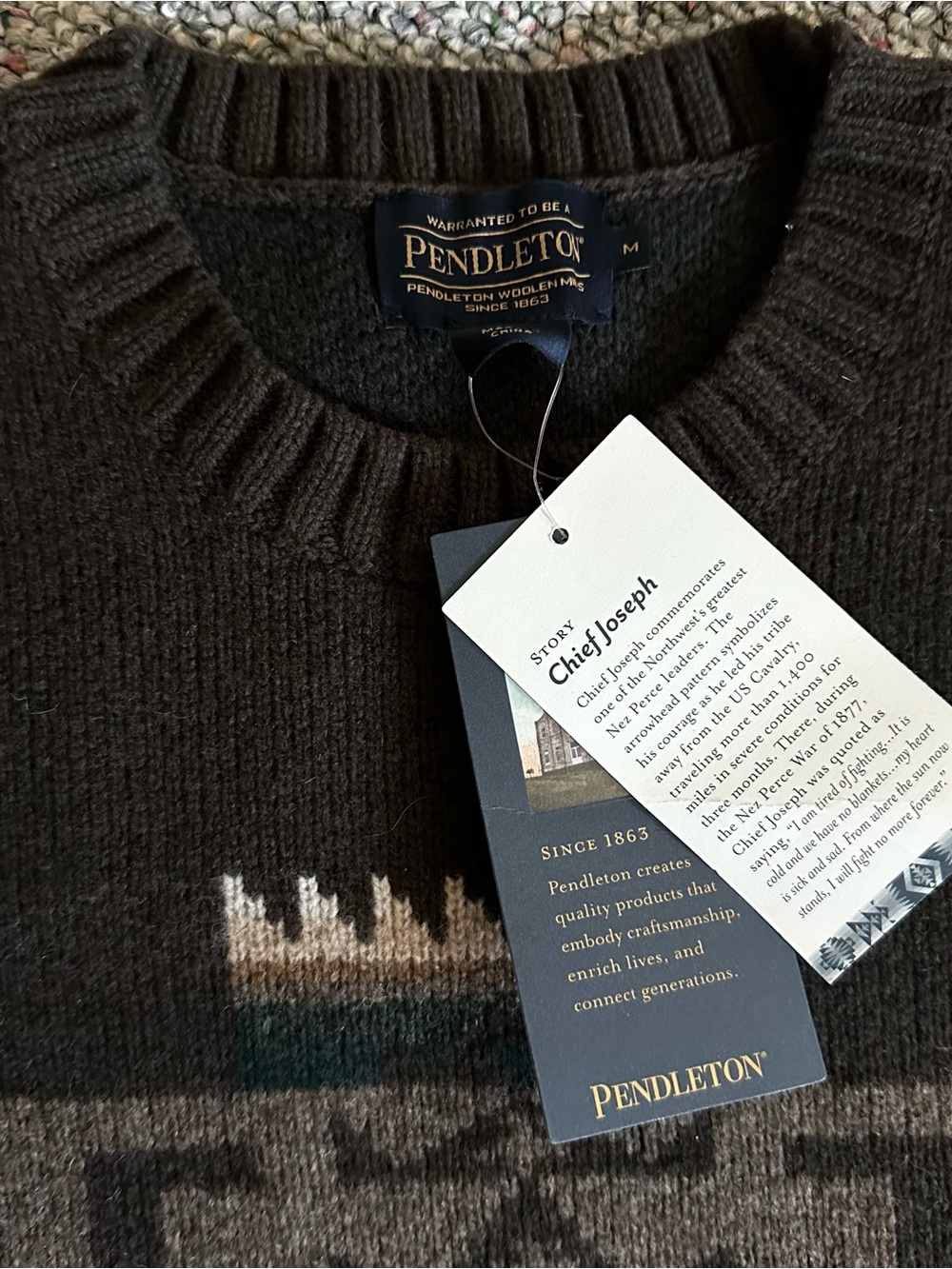 Pendleton Women’s Dark Brown Crewneck Sweater with Geometric Pattern - Picture 3 of 4